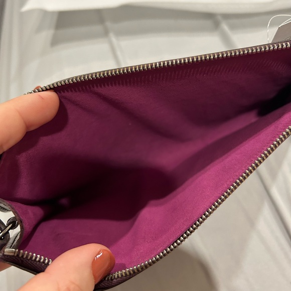 Louis Vuitton Pouchette - Picture 7 of 7